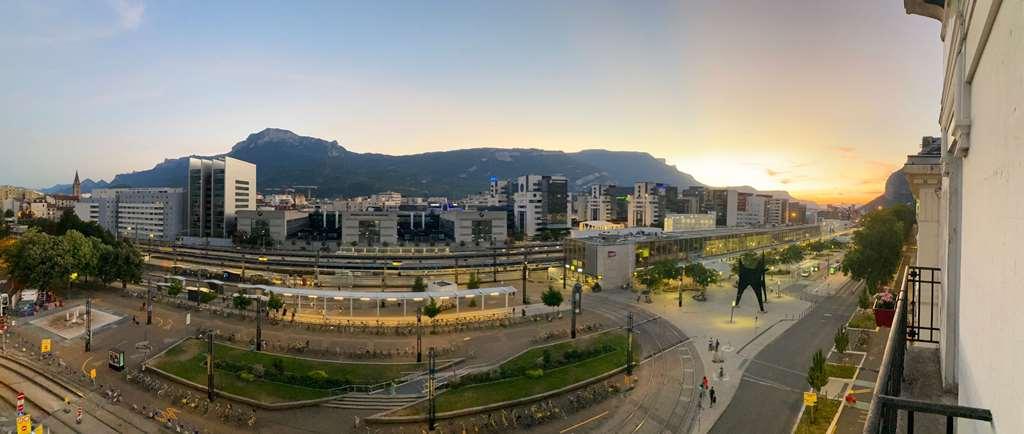Hotel Campanile Grenoble Centre Gare Exterior foto