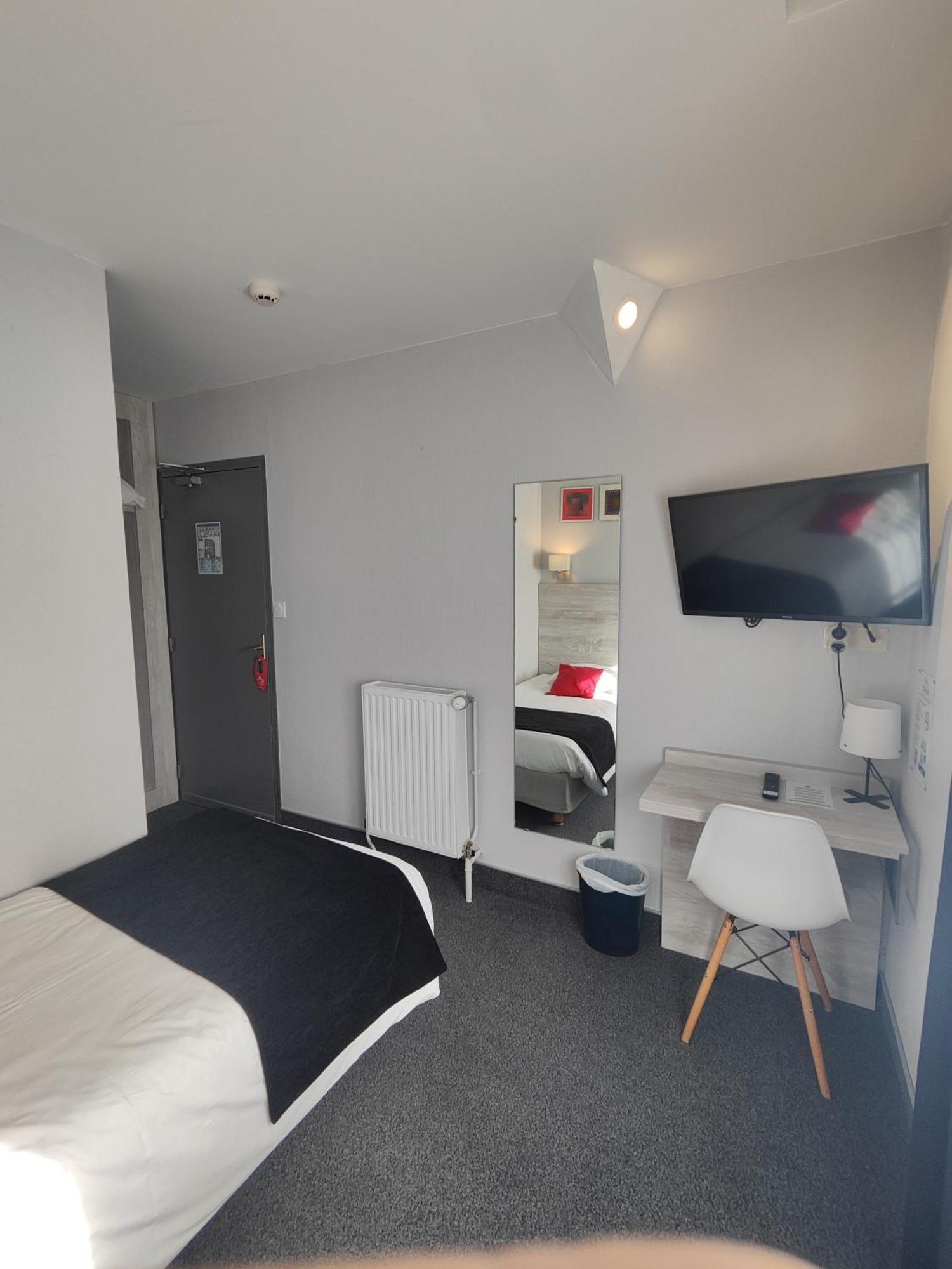 Hotel Campanile Grenoble Centre Gare Exterior foto